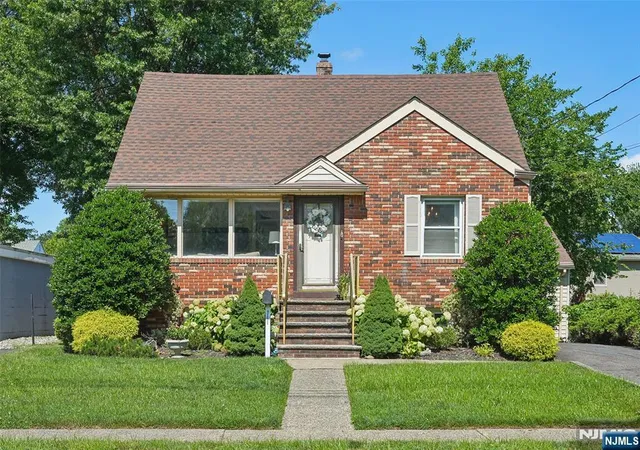 Photo 1 of Sale Pending at 741 Briarcliff Ave, Maywood, NJ 07607 | MLS# 26025533 | Listing updated on 2026-07-29
