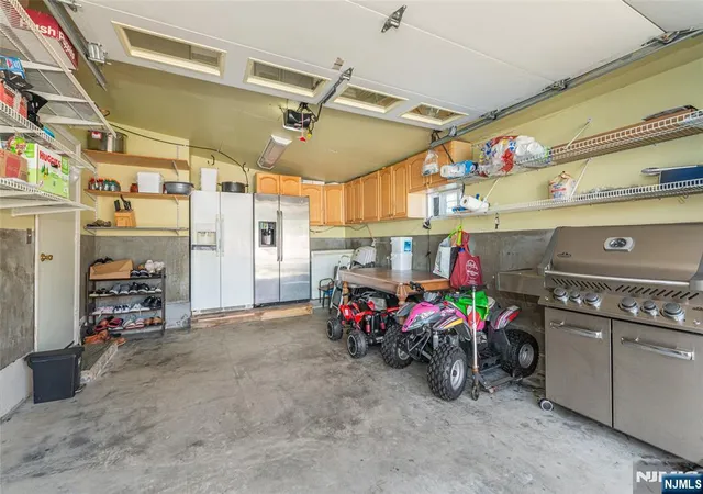 21st image of 31 Zeliff Ave, Little Falls, NJ 07424 | MLS# 26025539