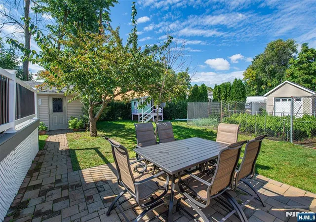 4th image of 31 Zeliff Ave, Little Falls, NJ 07424 | MLS# 26025539
