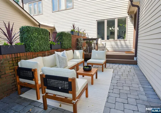 Photo 2 of Sale Pending at 89 Fisher Rd, Mahwah, NJ 07430 | MLS# 26025585 | Listing updated on 2026-09-11