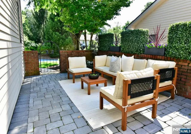 Photo 3 of Sale Pending at 89 Fisher Rd, Mahwah, NJ 07430 | MLS# 26025585 | Listing updated on 2026-09-11
