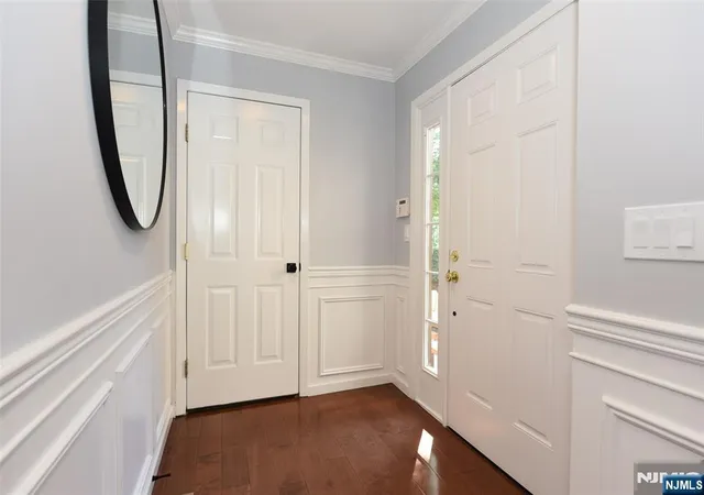 Photo 4 of Sale Pending at 89 Fisher Rd, Mahwah, NJ 07430 | MLS# 26025585 | Listing updated on 2026-09-11
