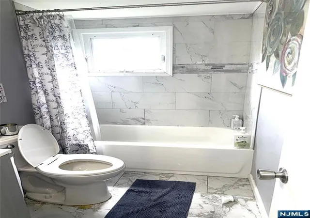 5th image of 1 Lake Shore Dr, Roxbury Township, NJ 07857 | MLS# 26025590