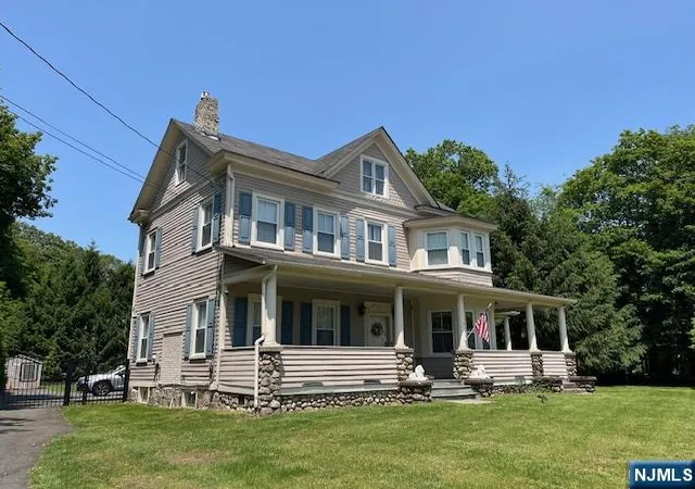 1st image of 889 Circle Ave, Franklin Lakes, NJ 07417 | MLS# 26025596