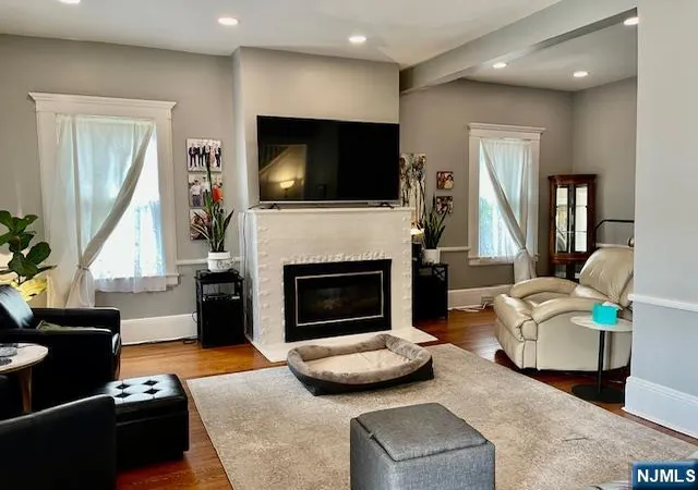 2nd image of 889 Circle Ave, Franklin Lakes, NJ 07417 | MLS# 26025596