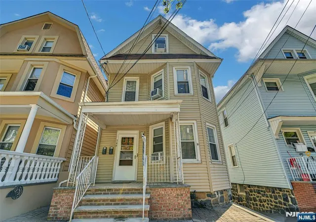 Photo 1 of Sale Pending at 349 Undercliff Ave, Edgewater, NJ 07020 | MLS# 26025724 | Listing updated on 2026-09-18