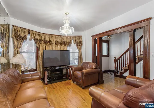 image of 73 Bergen Ave, Clifton, NJ 07011 | MLS# 26025749