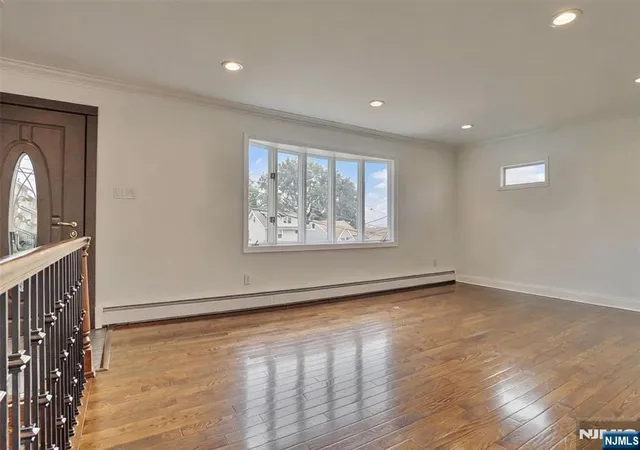 Photo 4 of Sale Pending at 662 Teneyck Ave, Lyndhurst, NJ 07071 | MLS# 26025768 | Listing updated on 2026-08-14