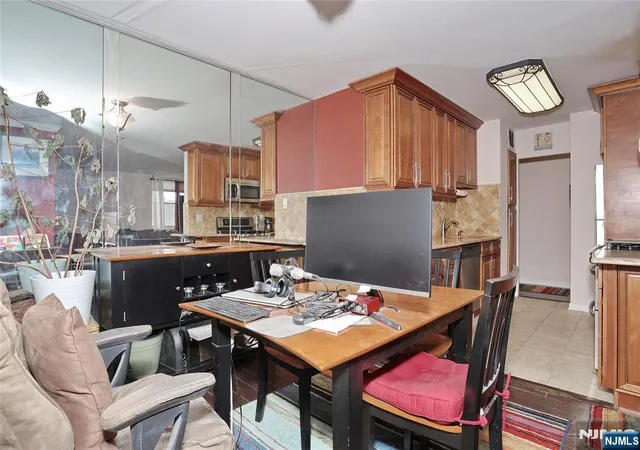Photo 3 of Condo for sale at 6040 Boulevard #8H, West New York, NJ 07093 | MLS# 26025807 | Listing updated on 2026-09-16