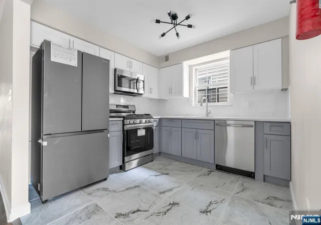 Photo 2 of Sale Pending at 533 S 10th Street, Newark, NJ 07105 | MLS# 26025811 | Listing updated on 2026-09-15