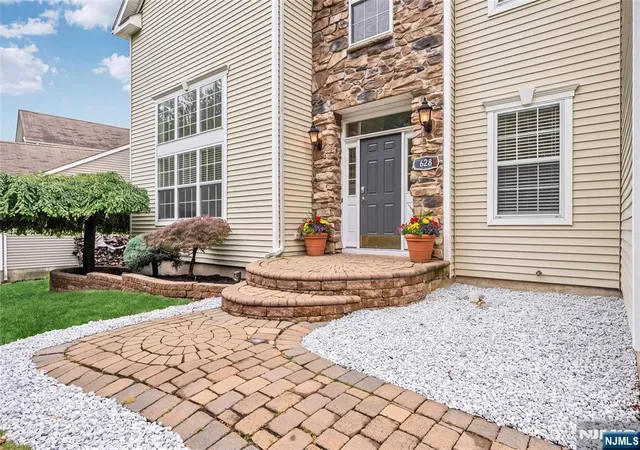 2nd image of 628 Skyline Dr, Jefferson Township, NJ 07849 | MLS# 26025923