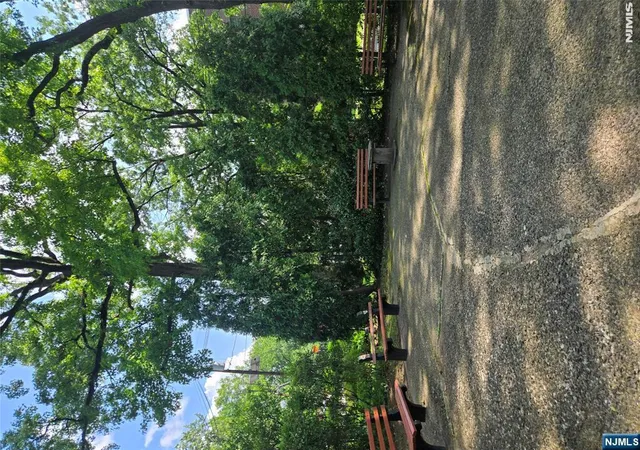2nd image of 2345 Linwood Ave, Fort Lee, NJ 07024
