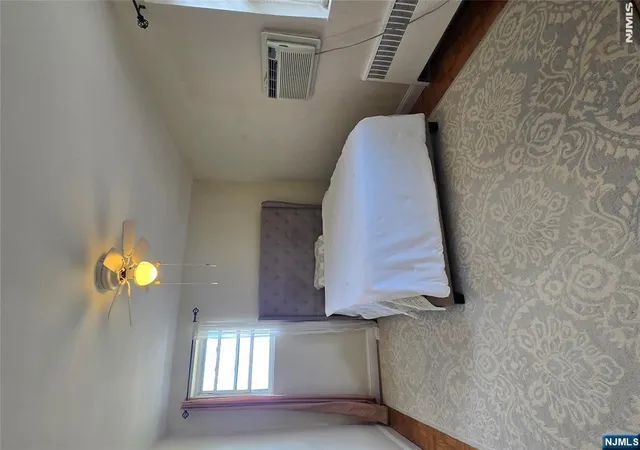 4th image of 2345 Linwood Ave #6A, Fort Lee, NJ 07024 | MLS# 26025928