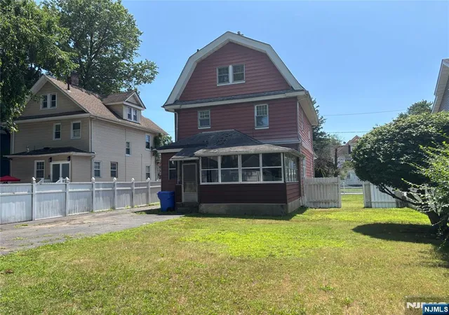 3rd image of 137 Morse Pl, Englewood, NJ 07631 | MLS# 26025937