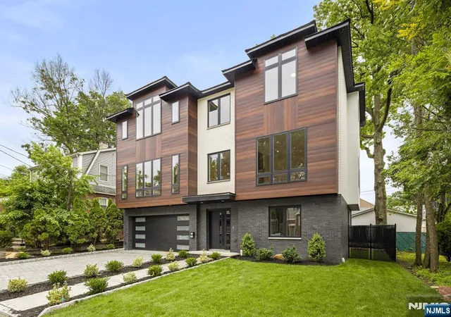 1st image of 264 Beverly Hills Rd, Fort Lee, NJ 07024 | MLS# 26025970