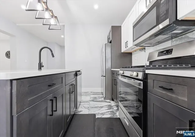 Photo 3 of Sale Pending at 24 Kingsley St, West Orange, NJ 07052 | MLS# 26025990 | Listing updated on 2026-08-07