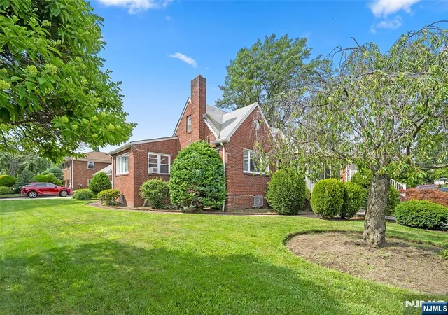 3rd image of 1303 Palisade Ave, Fort Lee, NJ 07024 | MLS# 26025992