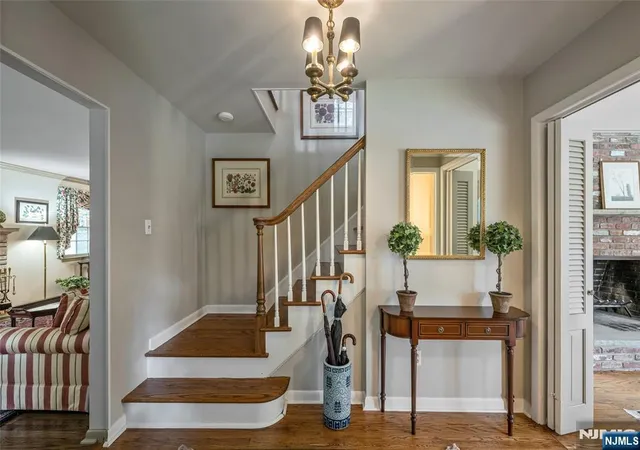 5th image of 570 Bennington Ter, Ridgewood, NJ 07450 | MLS# 26026120