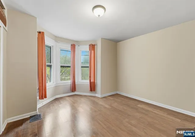 5th image of 270 Snyder St, Orange, NJ 07050 | MLS# 26026139