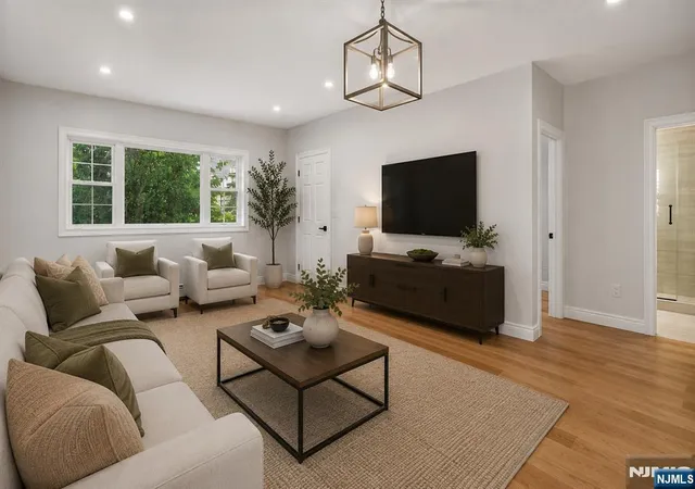 Photo 3 of Single family home for sale at 15 Morrissee Ave, Wallington, NJ 07057 | MLS# 26026169 | Listing updated on 2026-08-23