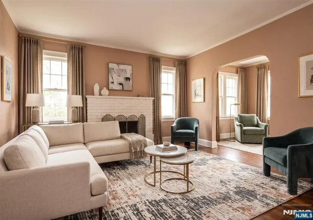 4th image of 255 Pearsall Ave, Ridgewood, NJ 07450 | MLS# 26026179