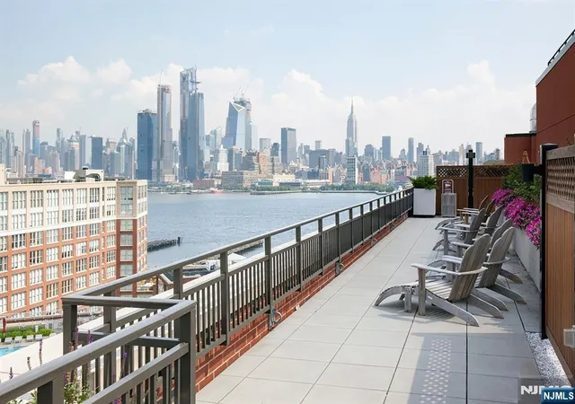 2nd image of 1125 Maxwell Ln, Hoboken, NJ 07030