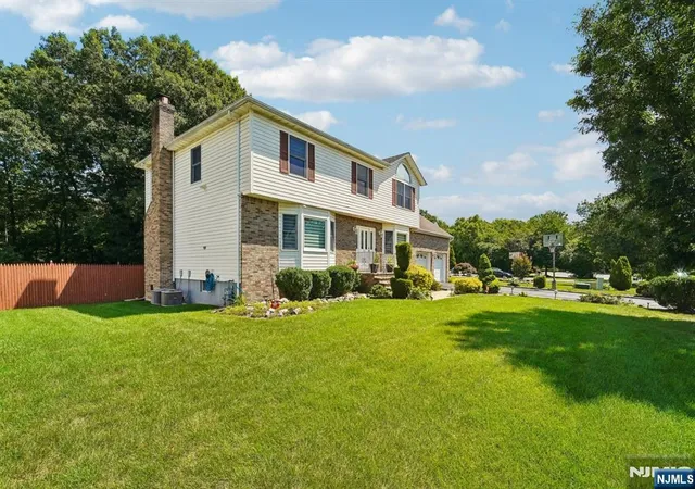 2nd image of 22 Brighton Ter, Parsippany, NJ 07054 | MLS# 26026206