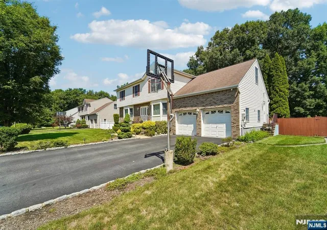 Photo 3 of Sale Pending at 22 Brighton Ter, Parsippany, NJ 07054 | MLS# 26026206 | Listing updated on 2026-08-10