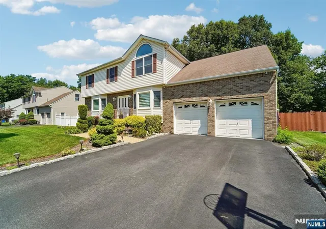 Photo 3 of Sale Pending at 22 Brighton Ter, Parsippany, NJ 07054 | MLS# 26026206 | Listing updated on 2026-08-10