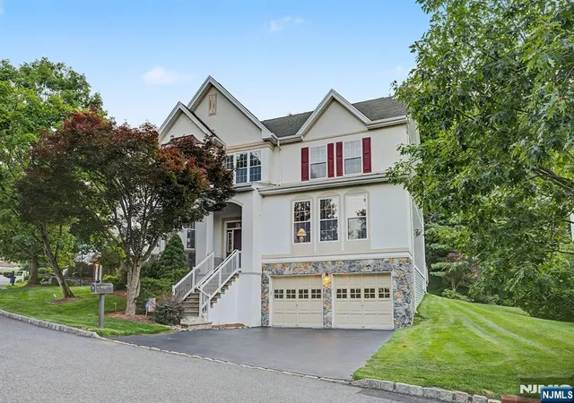1st image of 29 Skytop Rdg, Oakland, NJ 07436 | MLS# 26026210