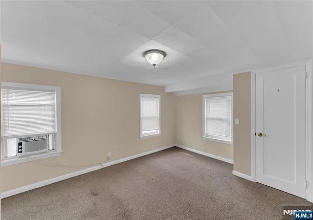 Photo 3 of Single family home for sale at 189 Livingston St, Northvale, NJ 07647 | MLS# 26026245 | Listing updated on 2026-07-25