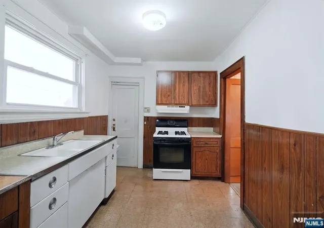 Photo 3 of Sale Pending at 155 Berkshire Pl, Irvington, NJ 07111 | MLS# 26026280 | Listing updated on 2026-09-25