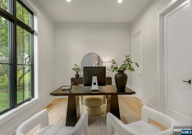 Photo 3 of Single family home for sale at 27 Crestwood Dr, Glen Rock, NJ 07452 | MLS# 26026291 | Listing updated on 2026-08-30