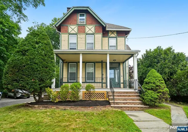 Photo 1 of Sale Pending at 70 Elm St, Montclair, NJ 07042 | MLS# 26026296 | Listing updated on 2026-08-10