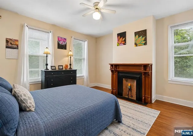 Photo 4 of Sale Pending at 70 Elm St, Montclair, NJ 07042 | MLS# 26026296 | Listing updated on 2026-08-10