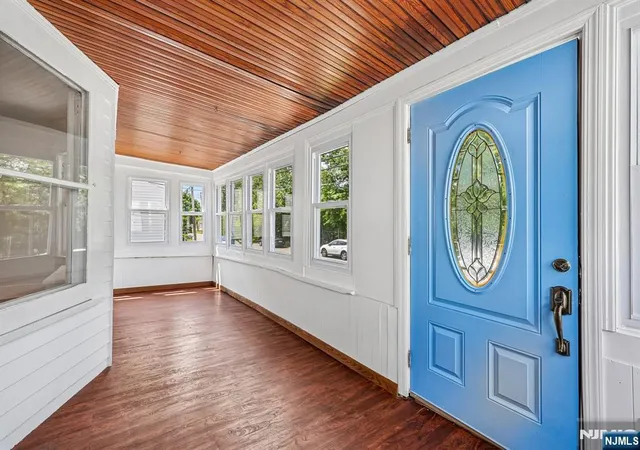 Listing Photo 4 - Condo for sale in building located at 21 5th St, Clifton, NJ 07011