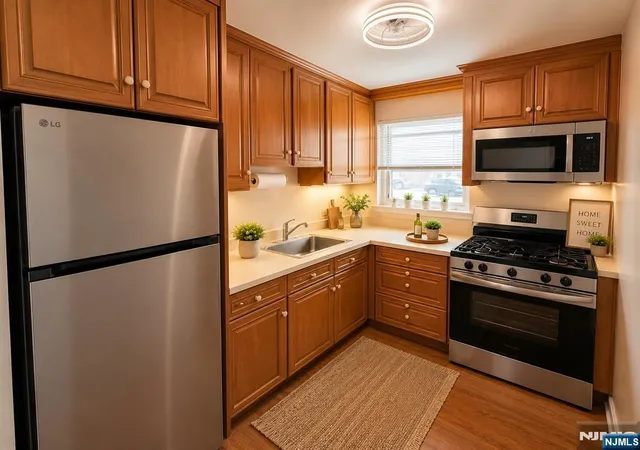 Listing Photo 3 - Condo for sale in building located at 473 Blanchard Ter, Hackensack, NJ 07601 - Unit #17