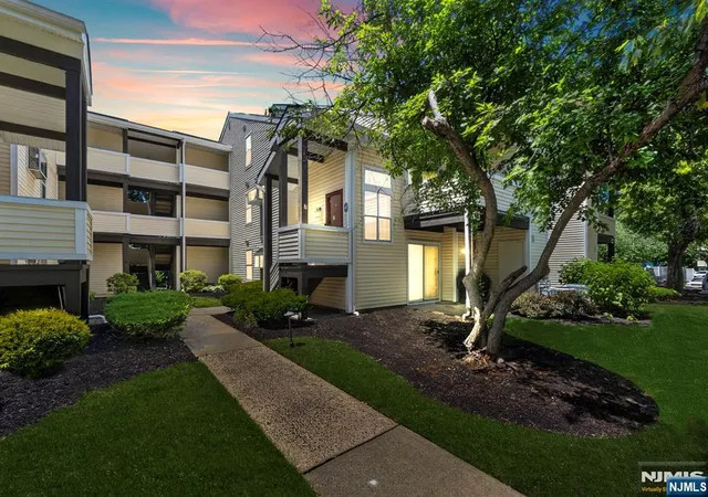Listing Photo 1 - Condo for sale in building located at 121 Country Clb Dr, Union, NJ 07083 - Unit #10