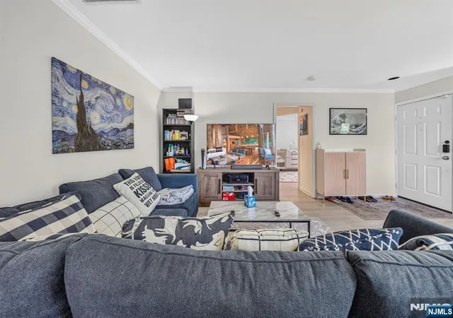 Listing Photo 5 - Condo for sale in building located at 121 Country Clb Dr, Union, NJ 07083 - Unit #10
