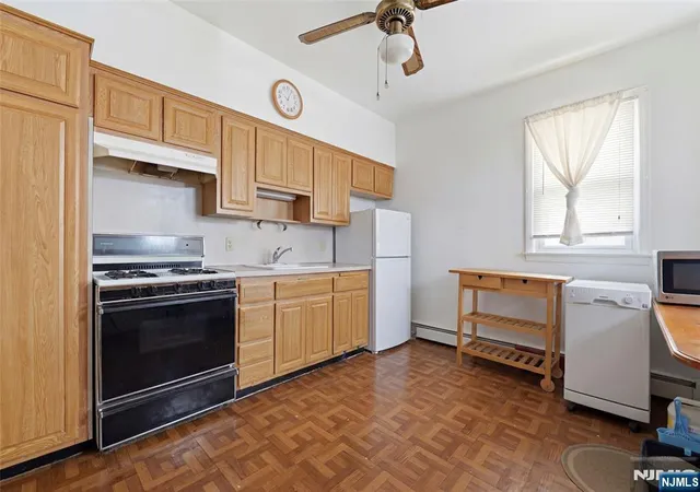 Listing Photo 4 - Condo for sale in building located at 598 Van Houten Ave, Clifton, NJ 07013