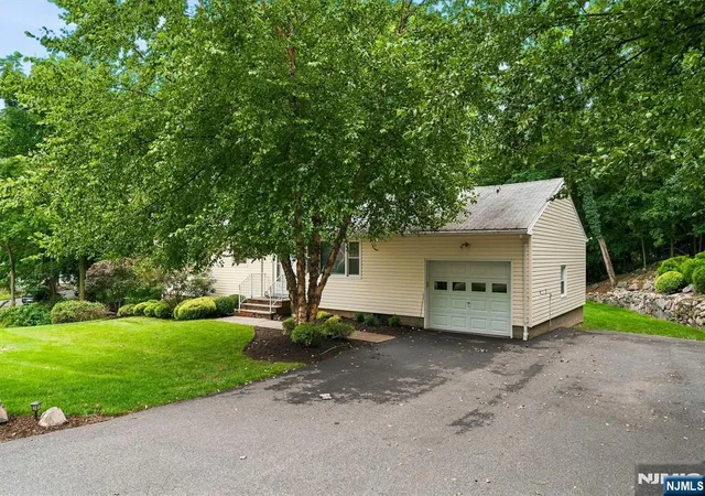 Photo 2 of Sale Pending at 136 Grand Ave, Park Ridge, NJ 07656 | MLS# 26026365 | Listing updated on 2026-08-07
