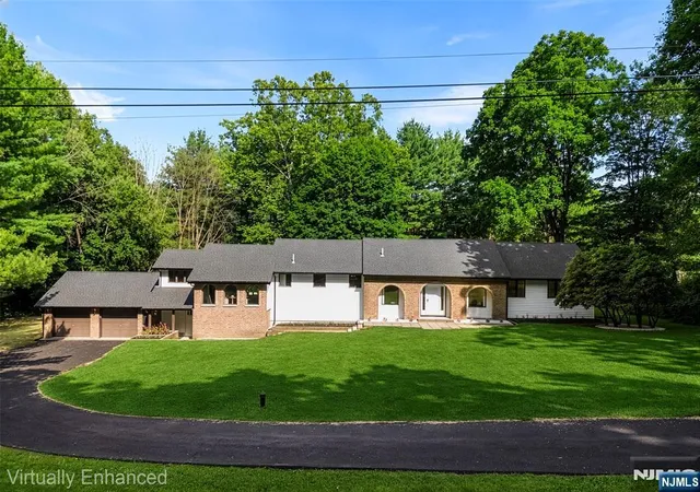 Photo 1 of Single family home for sale at 107 Scudders Rd, Sparta, NJ 07871 | MLS# 26026366 | Listing updated on 2026-10-05