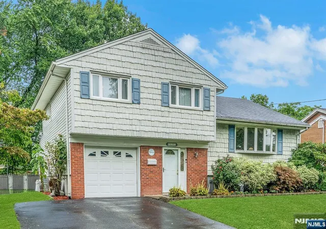 Photo 2 of Sale Pending at 152 Sunset St, Dumont, NJ 07628 | MLS# 26026372 | Listing updated on 2026-08-28