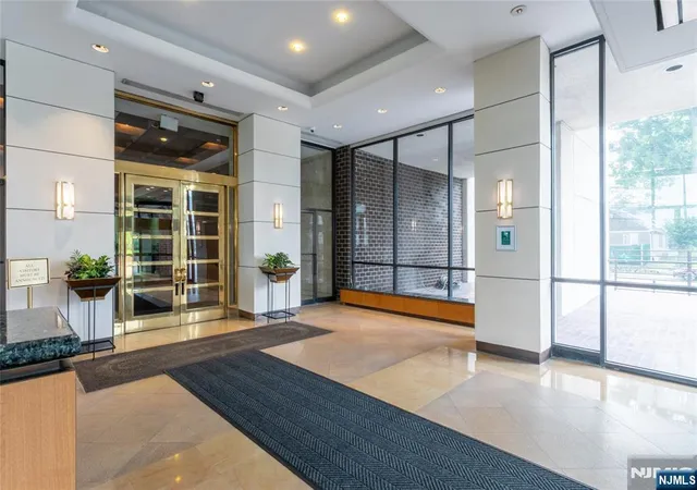 2nd image of 1600 Parker Ave #20A, Fort Lee, NJ 07024 | MLS# 26026390
