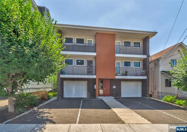 1st image of 148 Oakwood Ave #A, Cliffside Park, NJ 07010 | MLS# 26026396