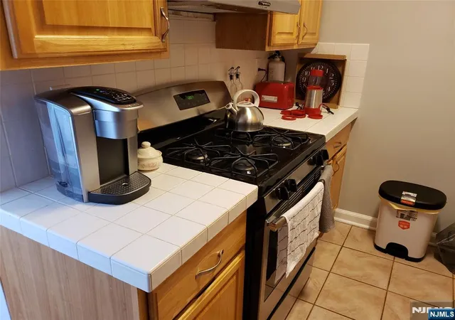Photo 3 of Sale Pending at 6050 Kennedy Blvd #12D, West New York, NJ 07093 | MLS# 26026401 | Listing updated on 2026-08-31
