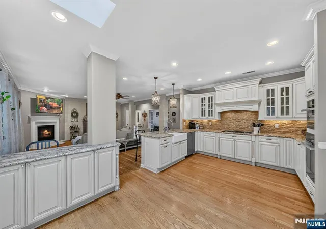 2nd image of 3 Cliff Rd, Wayne, NJ 07470 | MLS# 26026411