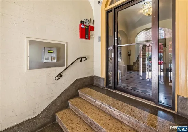 Listing Photo 5 - Condo for sale in building located at 6015 E Blvd, West New York, NJ 07093 - Unit #1B