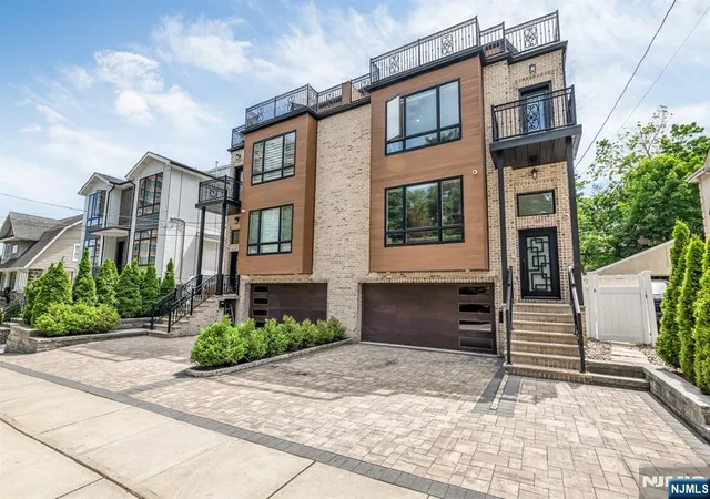 2nd image of 34 Lafayette Ave, Cliffside Park, NJ 07010 | MLS# 26026455