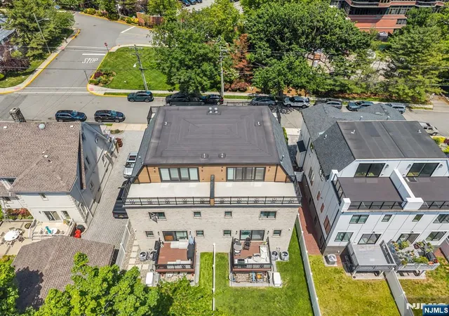 46th image of 34 Lafayette Ave, Cliffside Park, NJ 07010 | MLS# 26026455